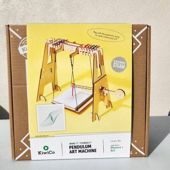 NEW KiwiCo. Kiwi Co. Pendulum Art Machine Spin Art Science Kit Craft Engineering - Picture 1 of 5